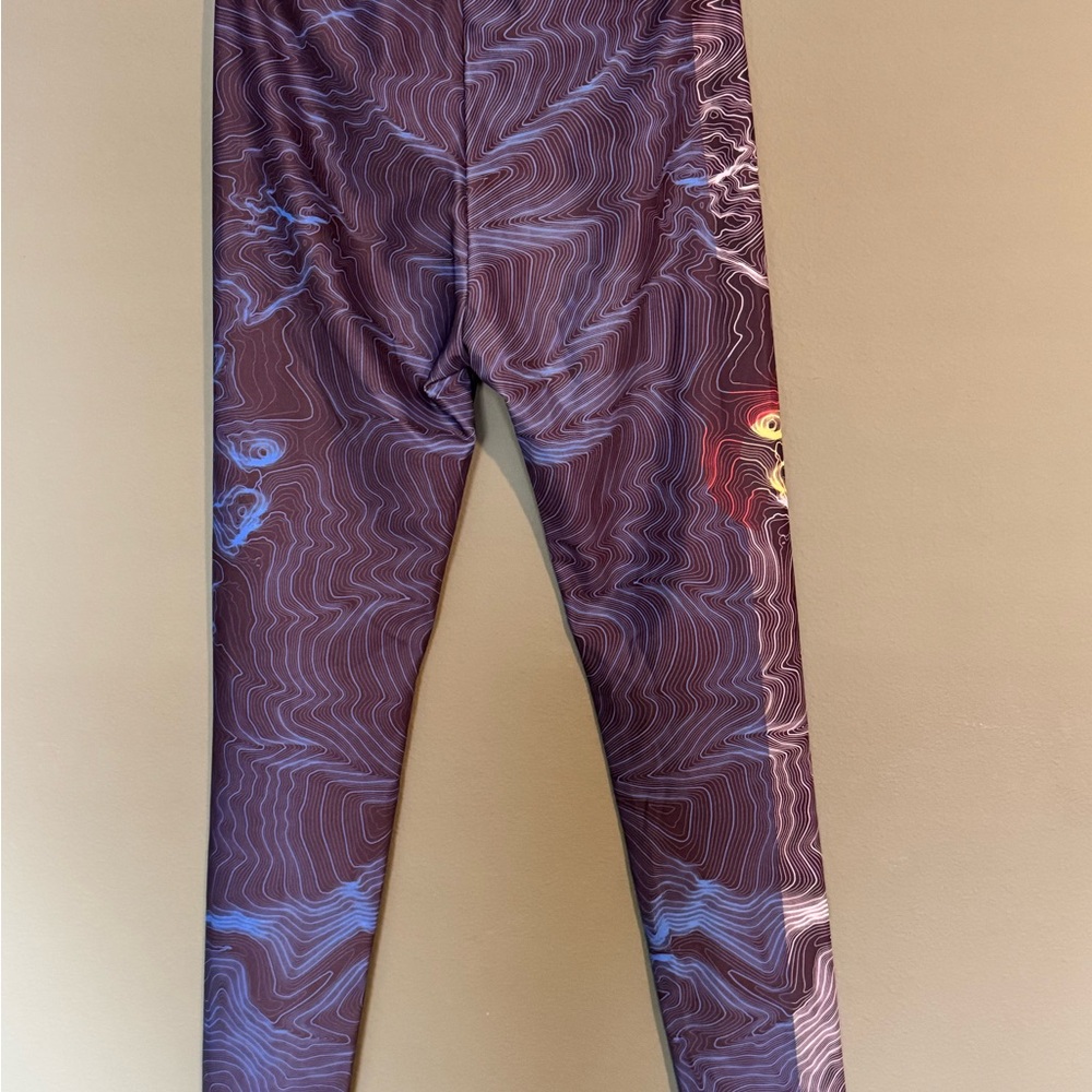 Red Rocks Topography Patterned Leggings